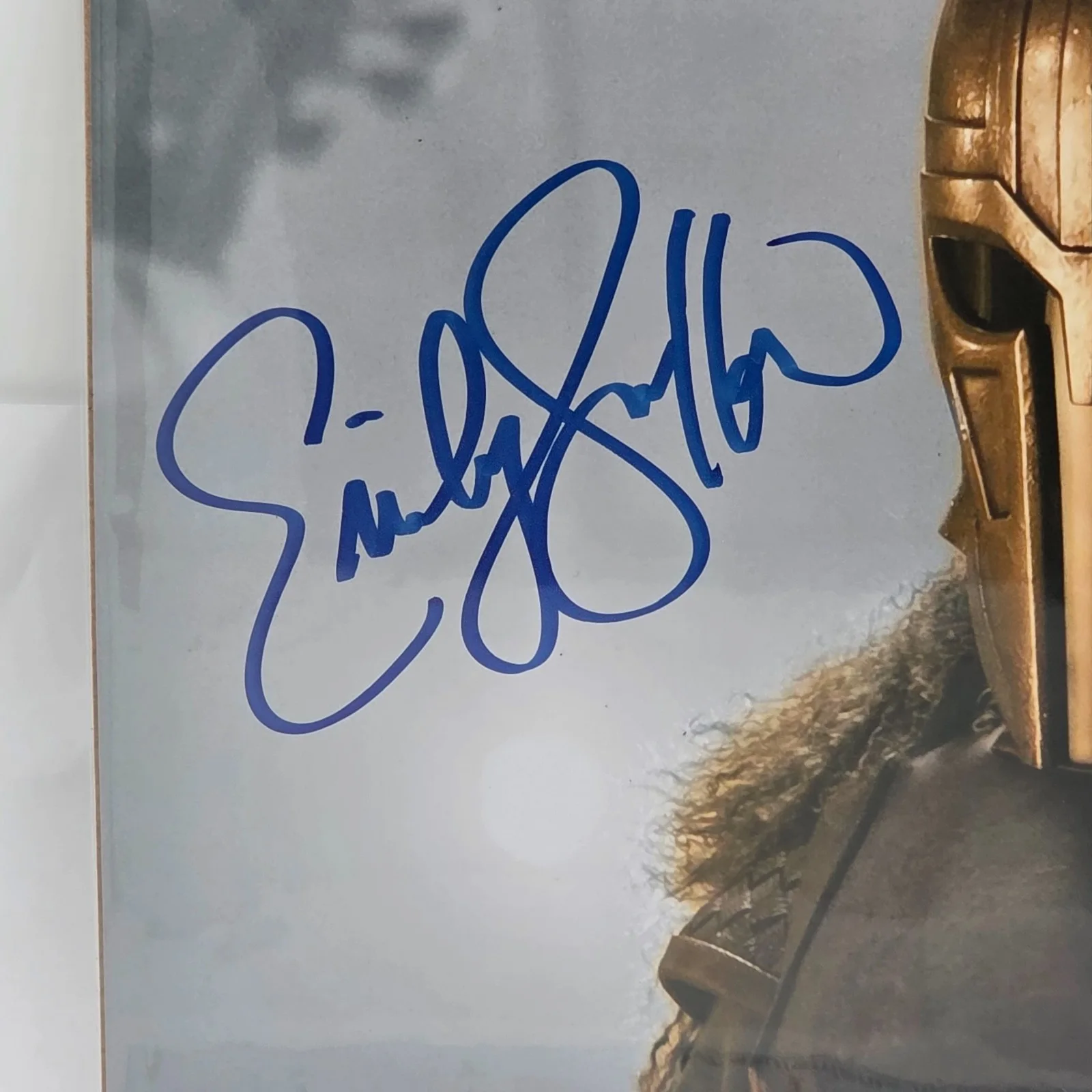 Emily Swallow — The BAM Box Mandalorian Emily Swallow Autograph Photo with COA Beckett 8x10, image 3