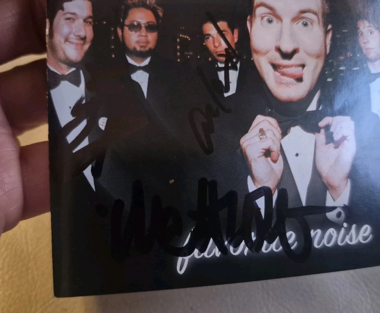 reel Big Fish — Reel Big Fish Signed Autographed By The Entire brand Stage Used Tie, изображение 4