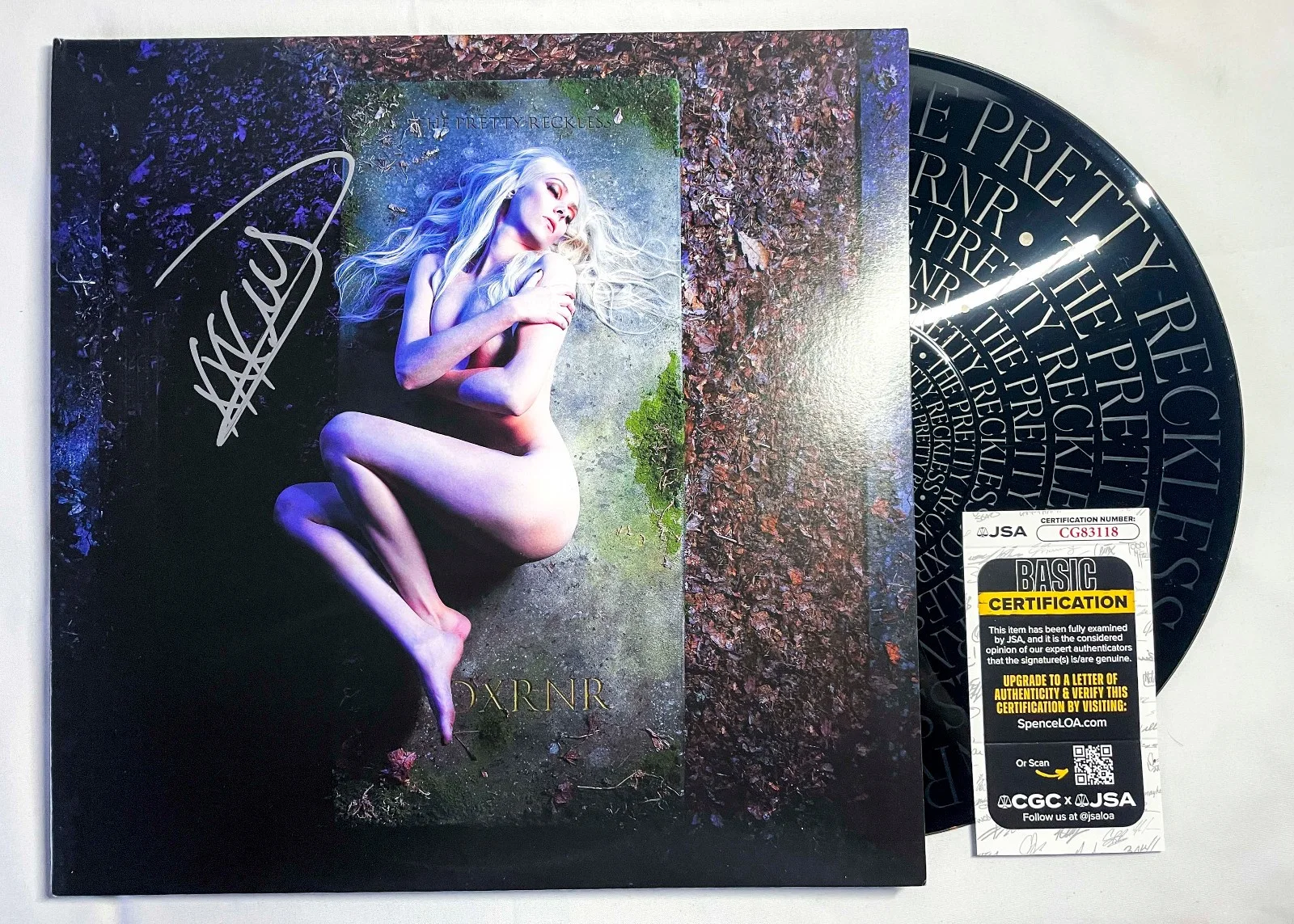 Taylor Momsen Signed PRETTY RECKLESS DEATH BY ROCK & ROLL Vinyl Album PROOF JSA, изображение 5