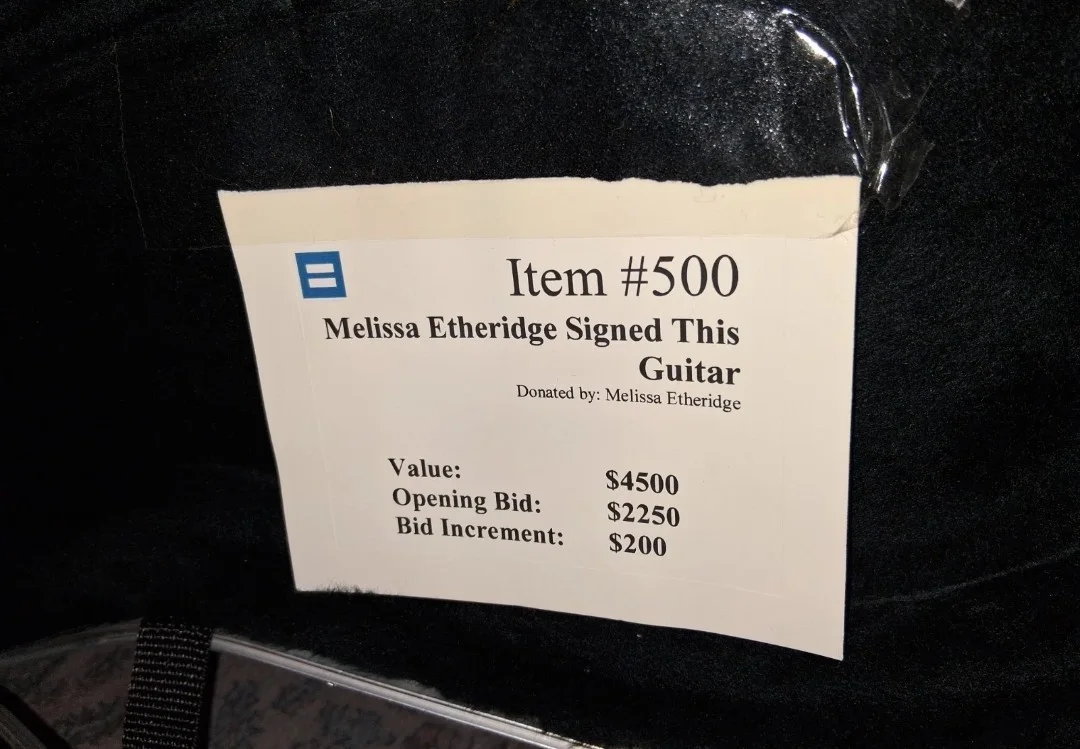Ovation Celebrity Acoustic Electric Guitar Signed by Melissa Etheridge with Case, image 3