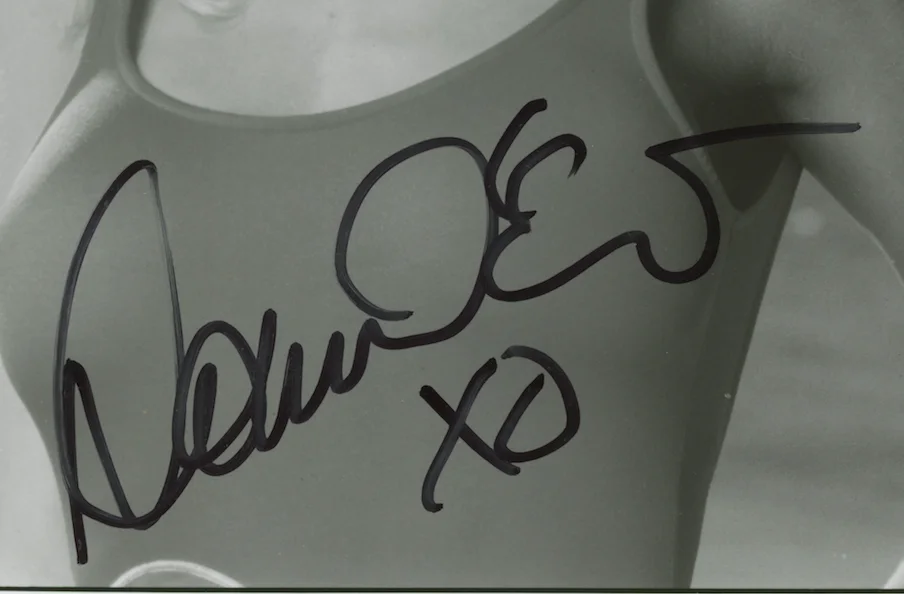 Donna D'Errico Baywatch Autographed Signed Original 8x10 Photo AMCo COA 24768, изображение 2
