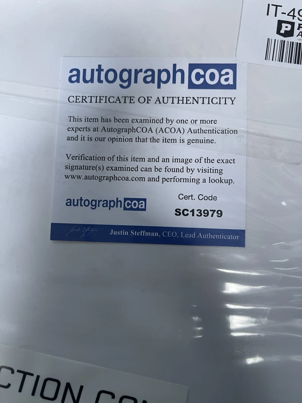 Emilia Clarke — Emilia Clarke Signed Game of Thrones Photo Dragon Scene ACOA Authenticated, изображение 2