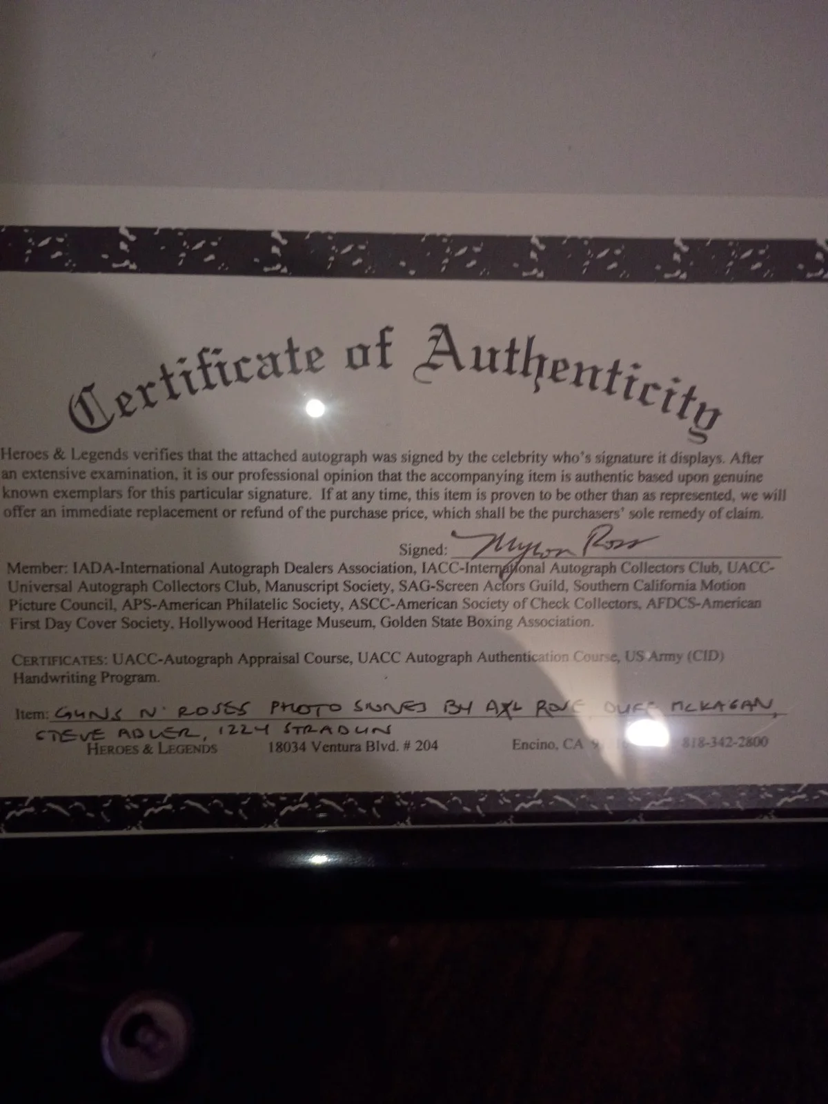 19x13 guns and roses autograph by all members, изображение 2
