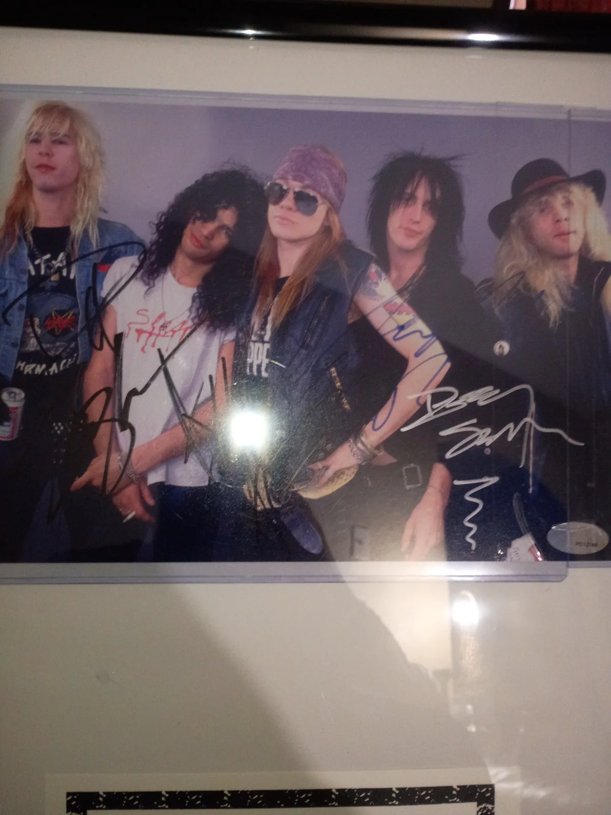 19x13 guns and roses autograph by all members, изображение 3