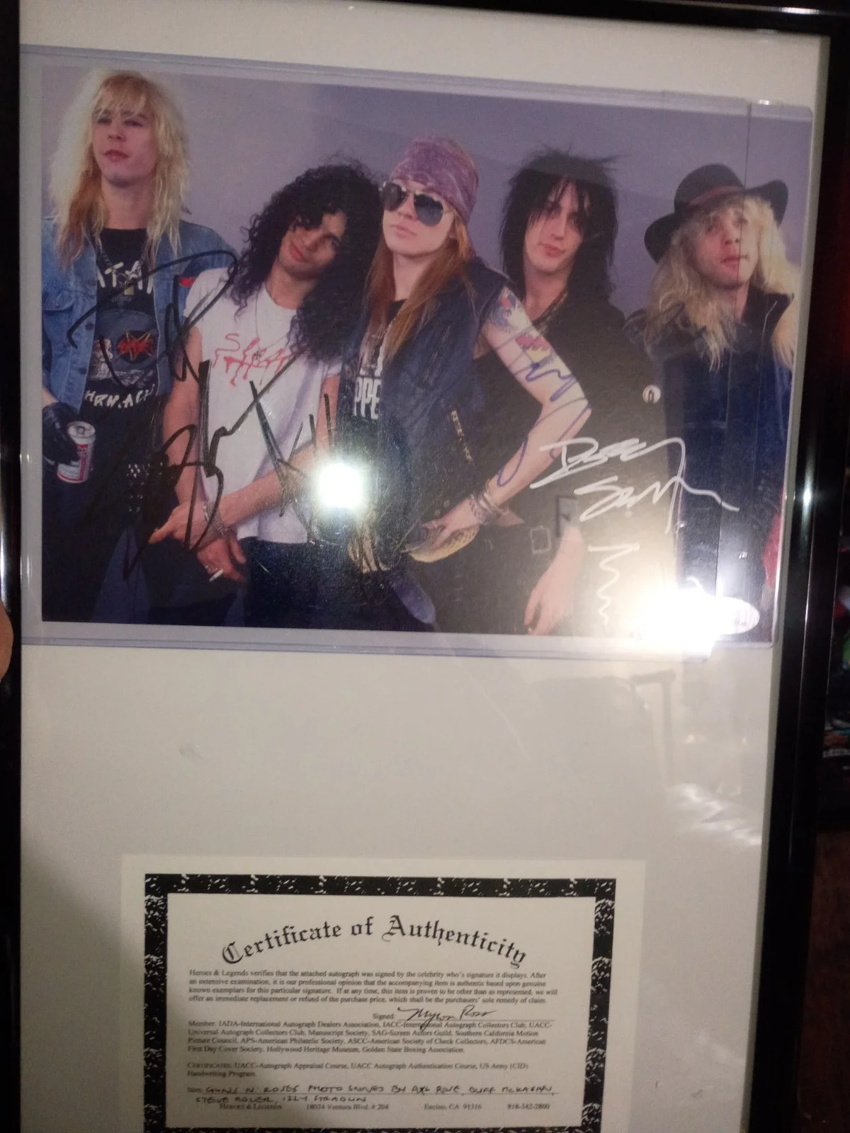 19x13 guns and roses autograph by all members, изображение 5