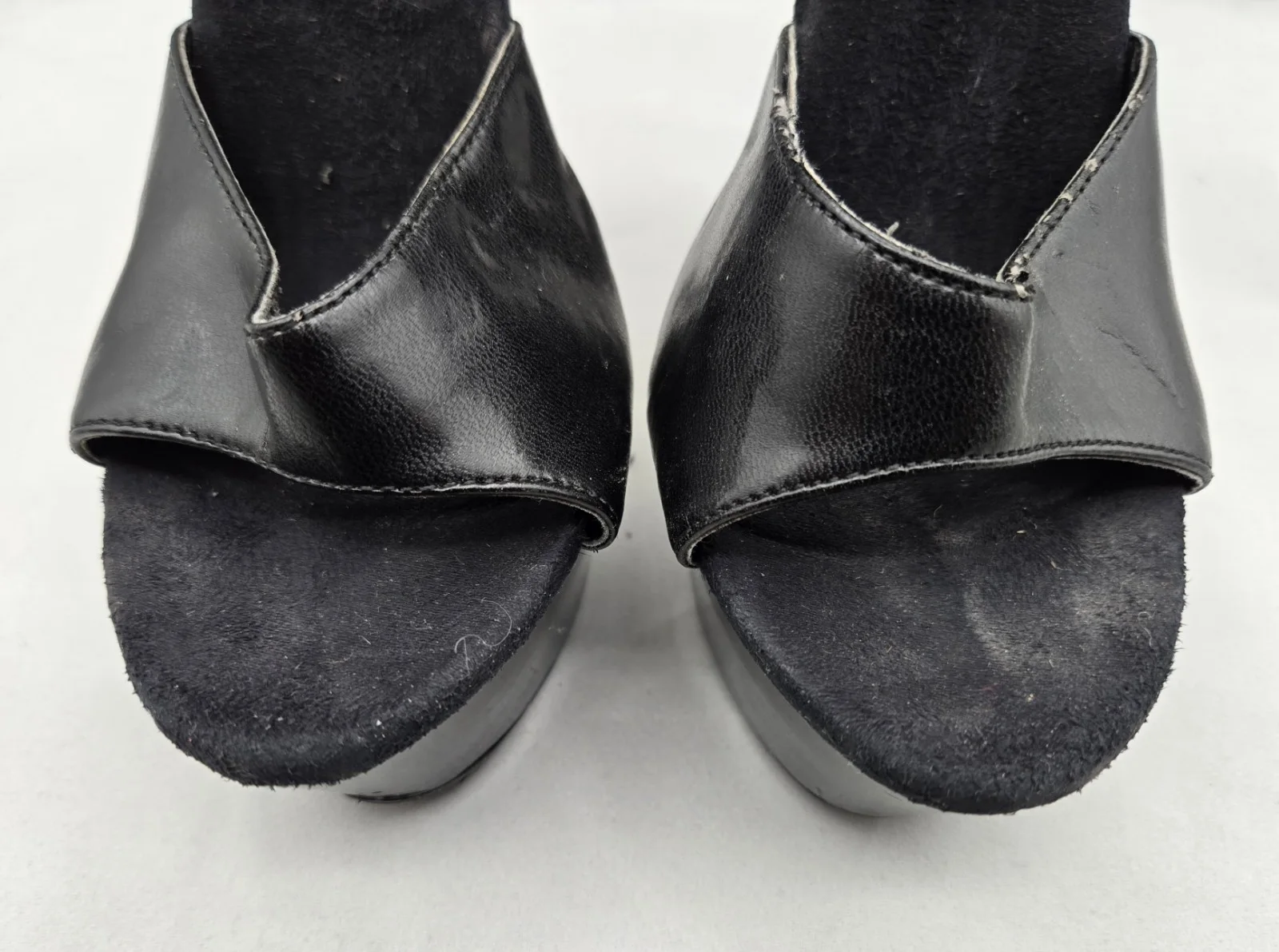 carla maria — Carla Maria Cadotte Signed High Heels Personally Owned Actress Model Celebrity, image 4