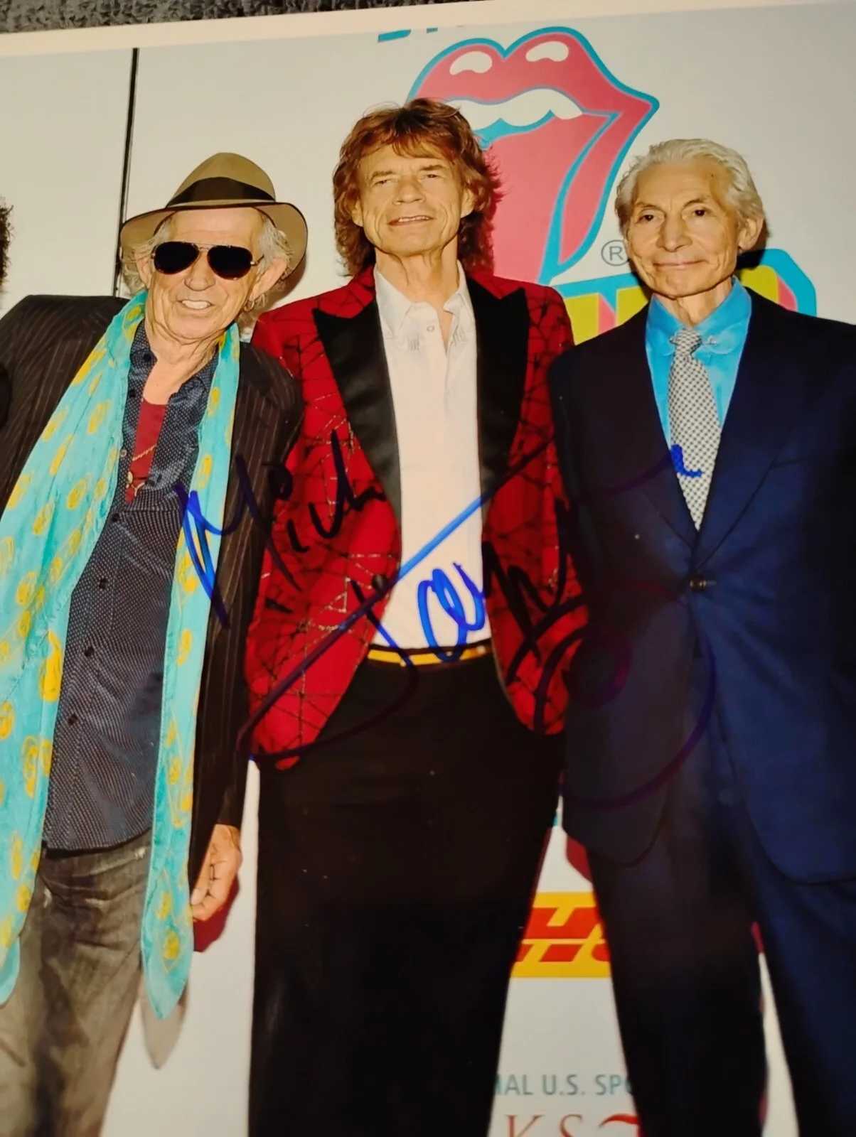 MICK JAGGER SIGNED PHOTO WITH CONCERT POSTER & COA INCLUDED The Rolling Stones, изображение 2