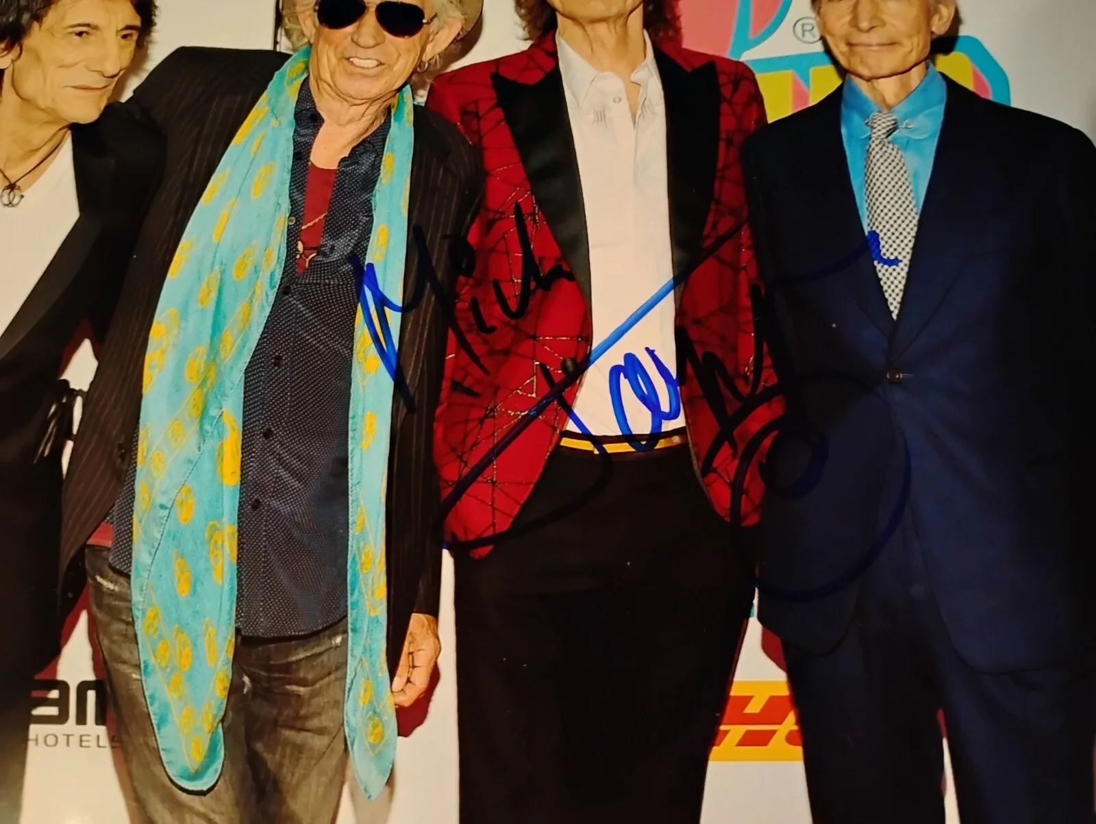 MICK JAGGER SIGNED PHOTO WITH CONCERT POSTER & COA INCLUDED The Rolling Stones, изображение 3