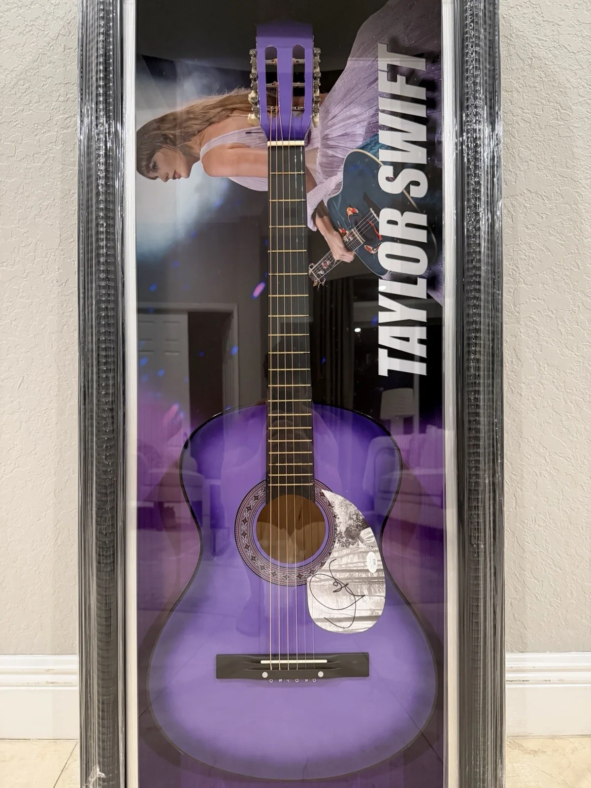 Taylor Swift Signed Purple Acoustic Guitar Beckett Authenticated, image 2