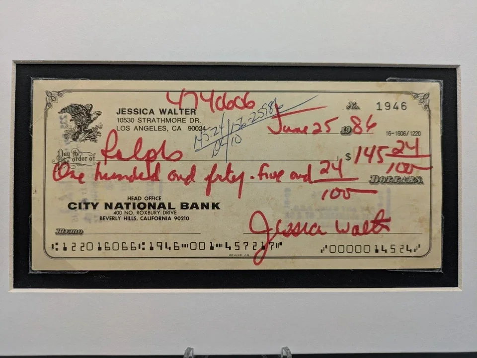 Jessica Walter — Jessica Walter Actress Autographed Canceled Check 1986 Malory Archer 11 X 14 PSA, изображение 2