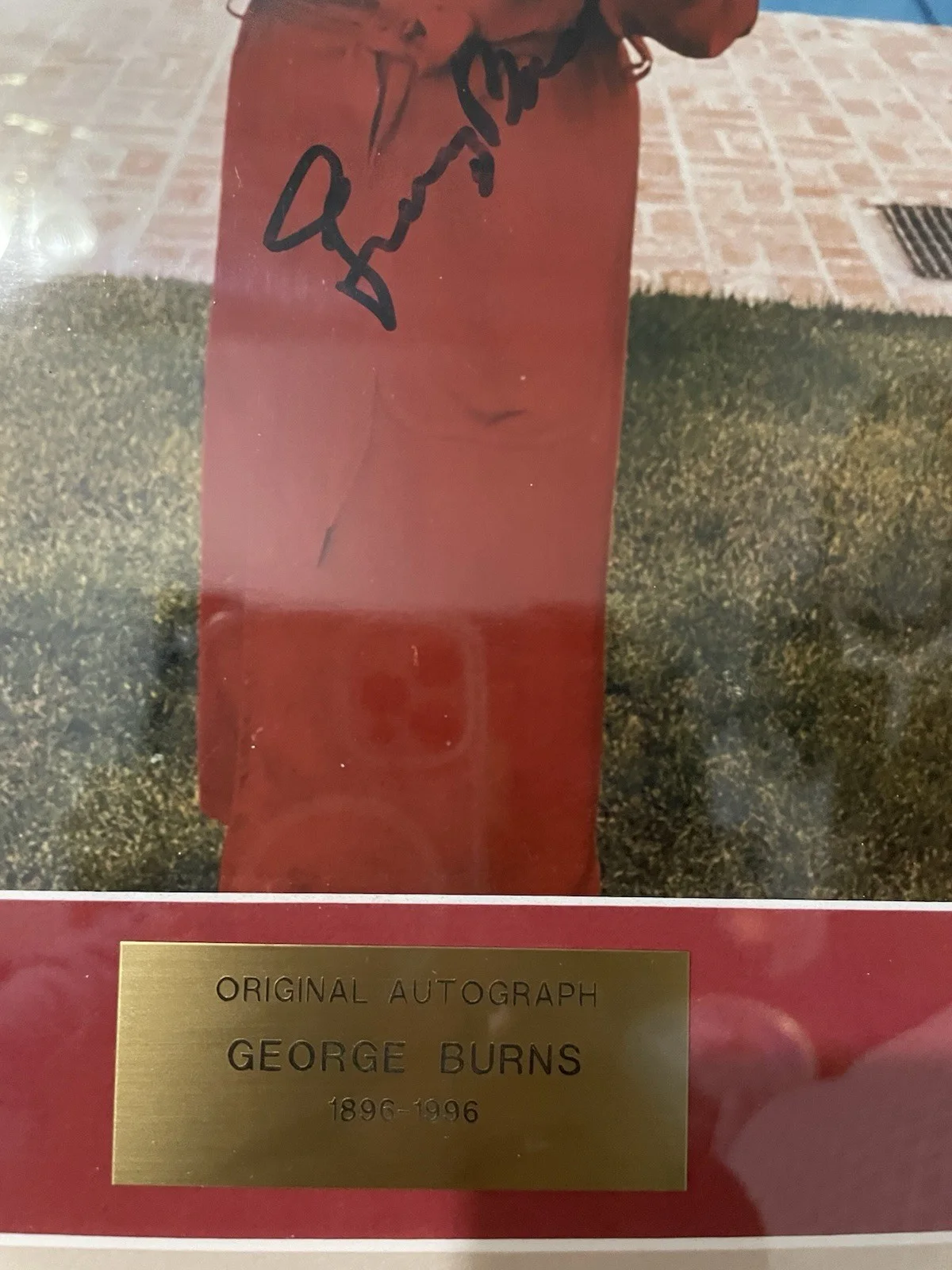 George Burns — George Burns Original Autographed Framed Photo Walt Disney World Authenticated, изображение 2