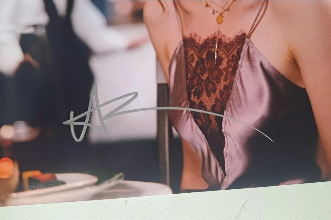 *ANYA TAYLOR-JOY* Autographed / Signed "The Menu" Premium 8x10 Photo Beckett BAS, изображение 4