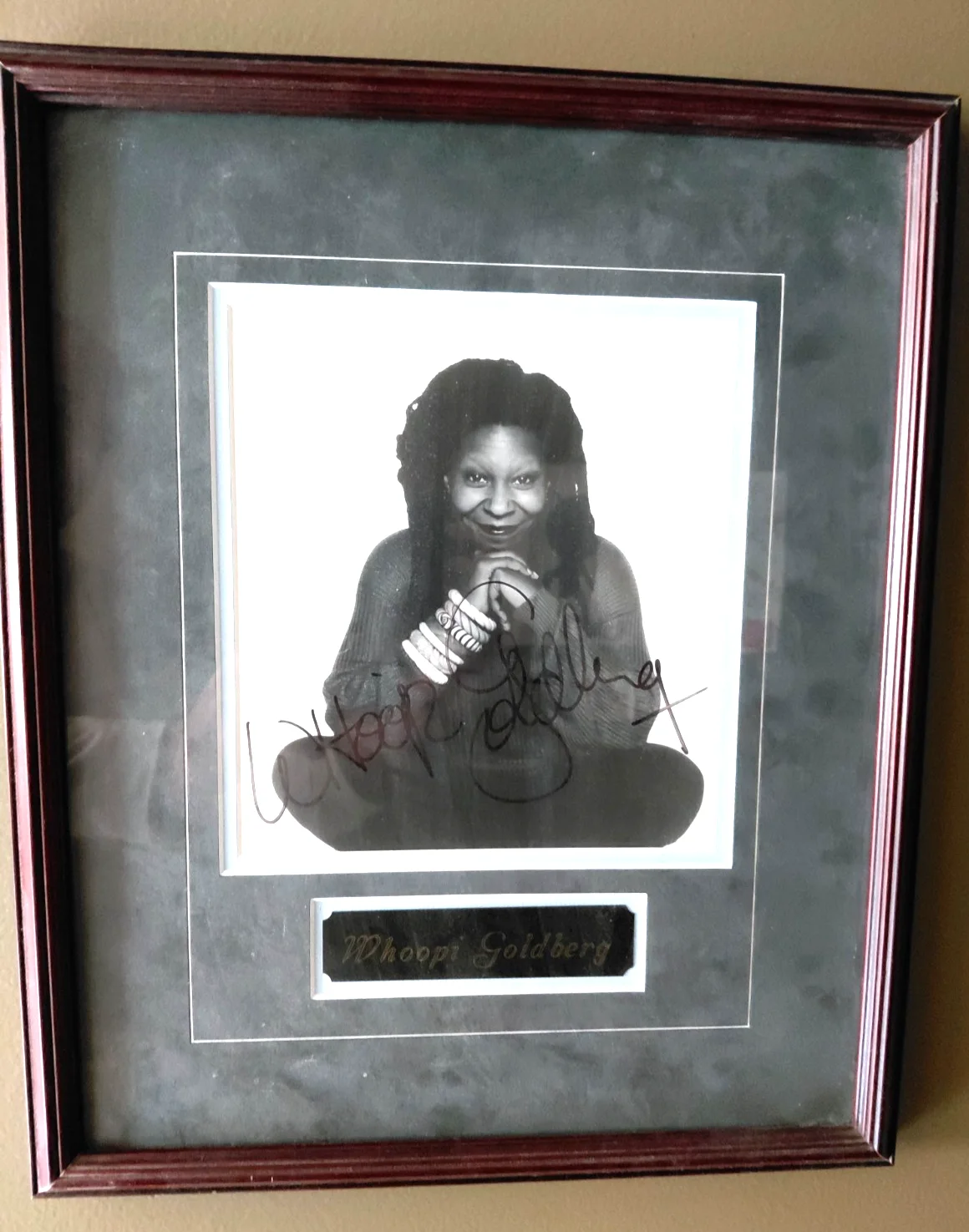 Whoopi Goldberg — Whoopi Goldberg Autographed Photo Matted & Framed w/ Certificate of Authenticity