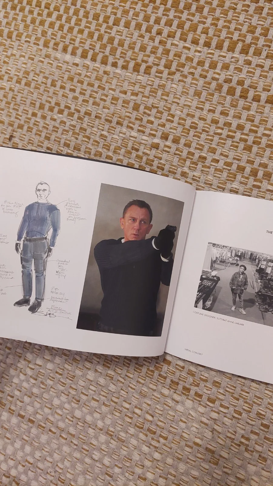 James Bond 007 N Peal brochure. No time to die. Very rare, image 3