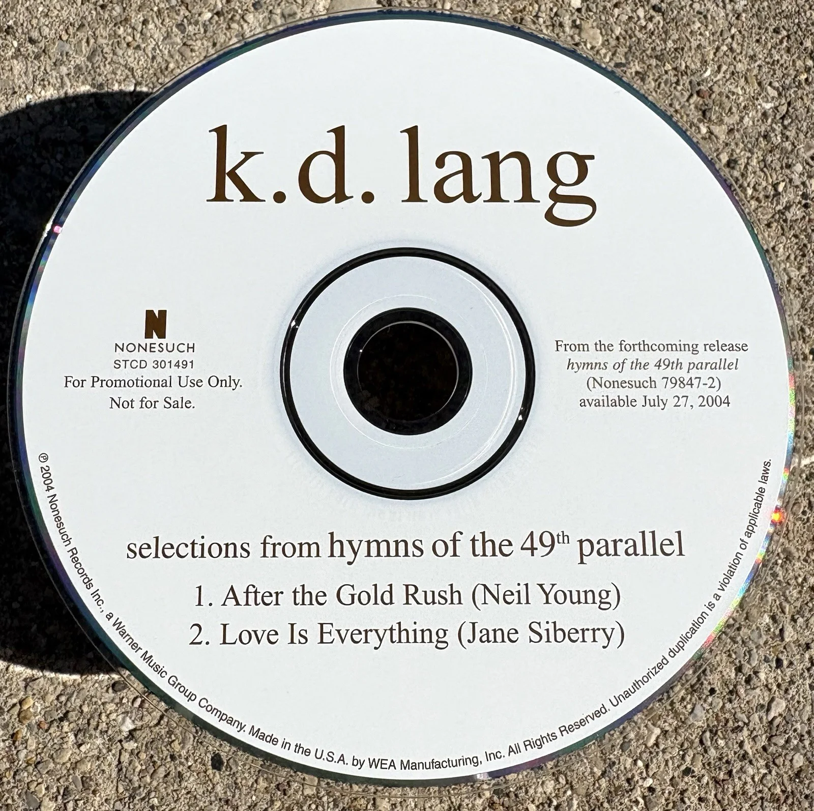 K.D. LANG SIGNED CD JSA COA Hymns Of The 49th Parallel, image 2