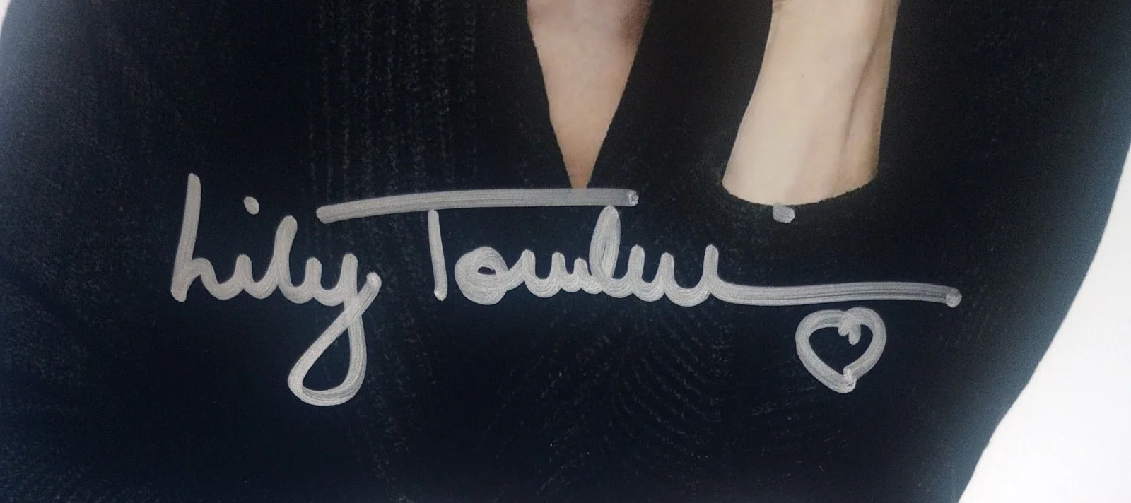 Lily Tomlin Hand Signed 8x10 Photo COA - NO US TARIFFS, image 3