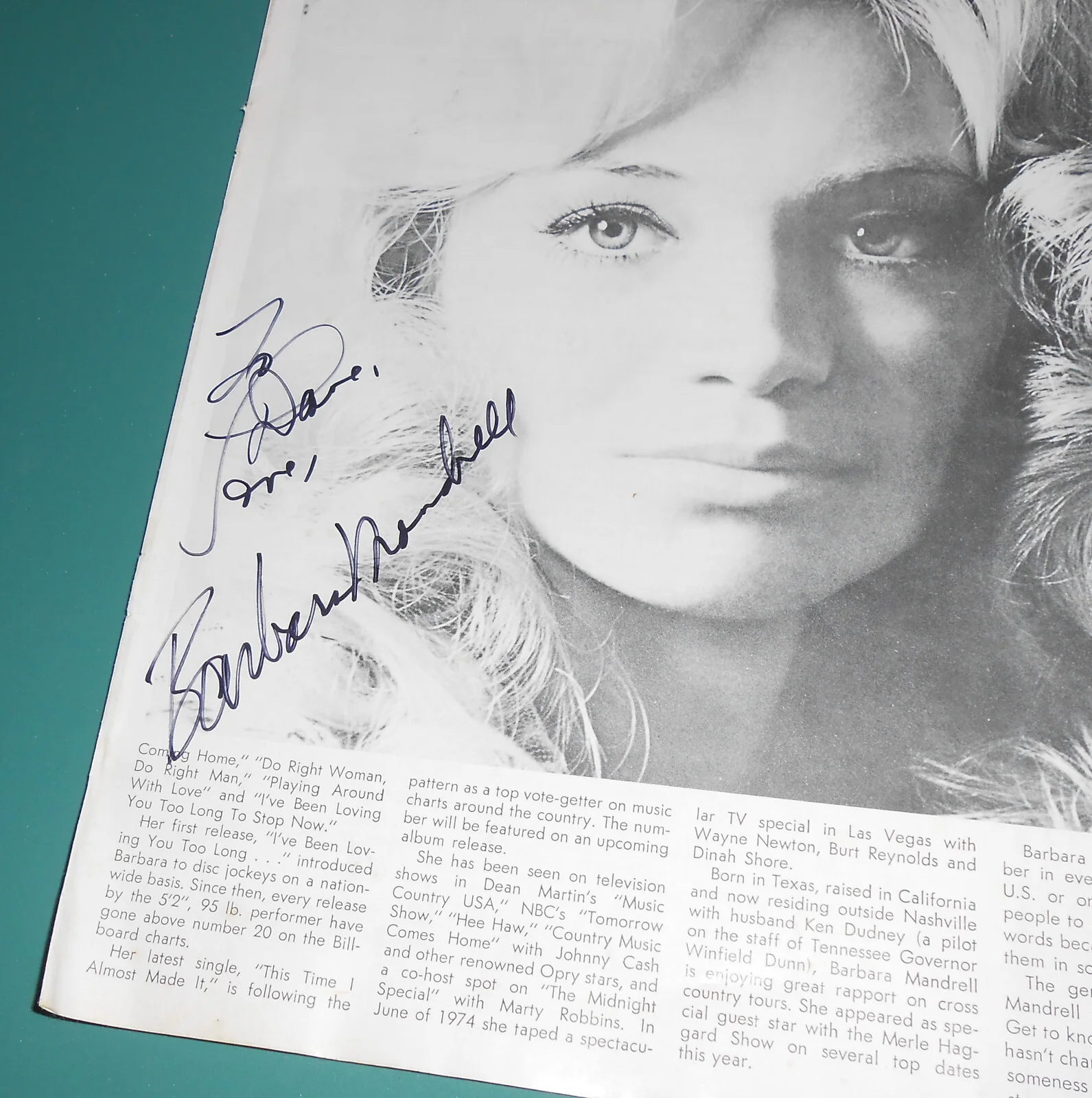 Vintage SIGNED Barbara Mandrell Article Page Photo History Country Music, image 2