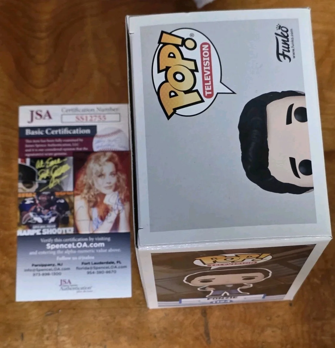 Henry Winkler — Henry Winkler Signed Funko Pop Happy Days Fonzie "Fonz" 1124 Autograph JSA!, изображение 5