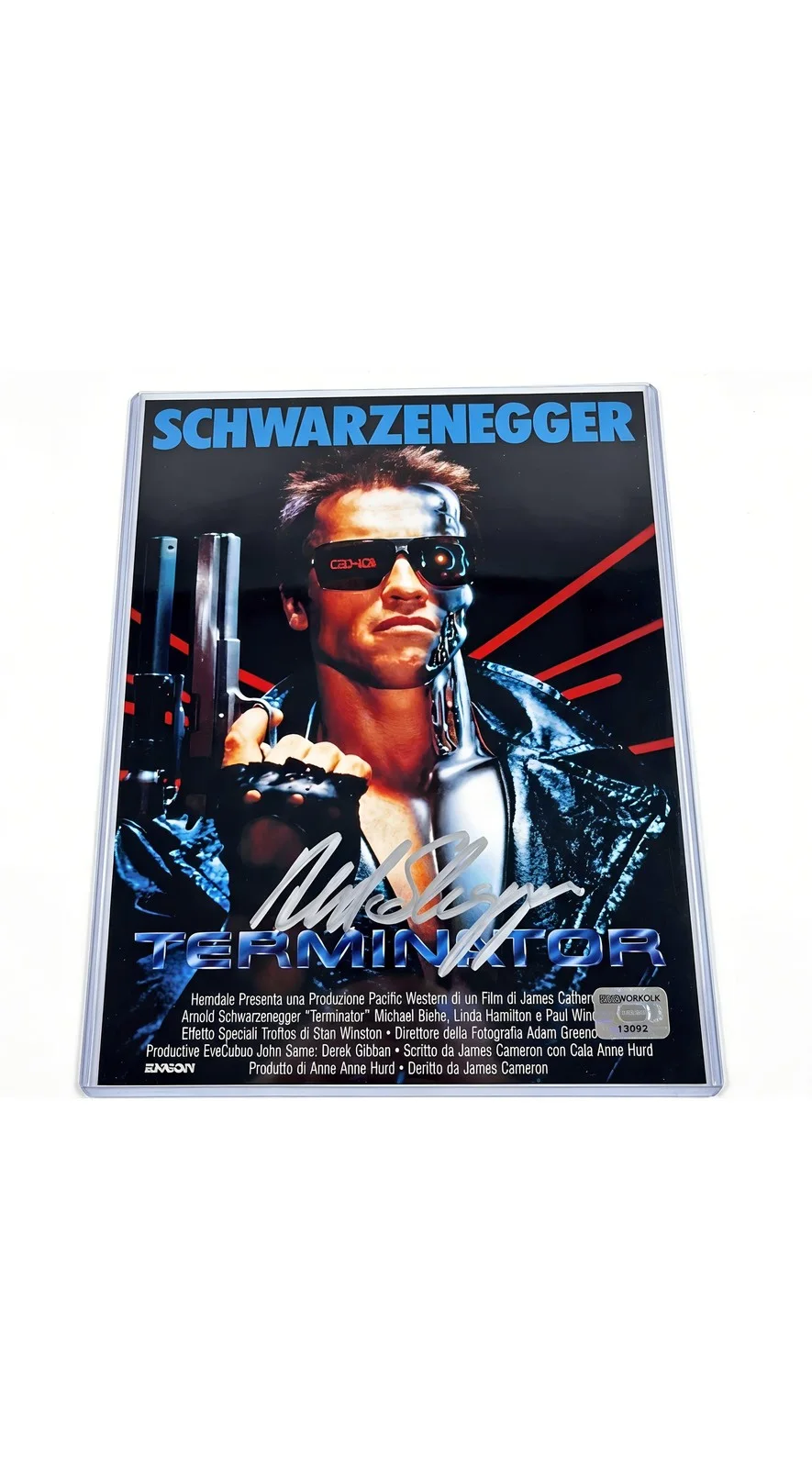Arnold Schwarzenegger — Arnold Schwarzenegger Autographed 8x10 Terminator Signed COA Hologram, image 2