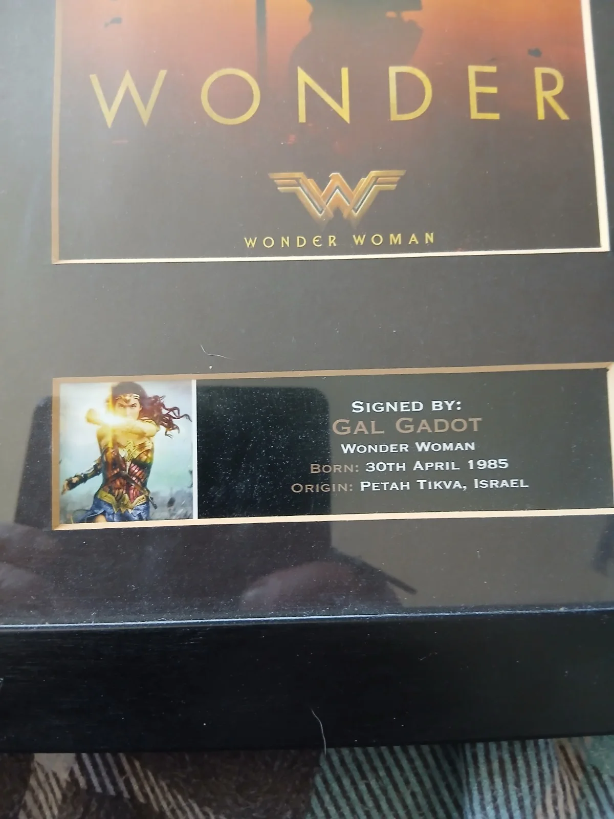 Gal Gadot As Wonder Woman Signed Mounted Reproduction Autograph Photo Print A4, изображение 4