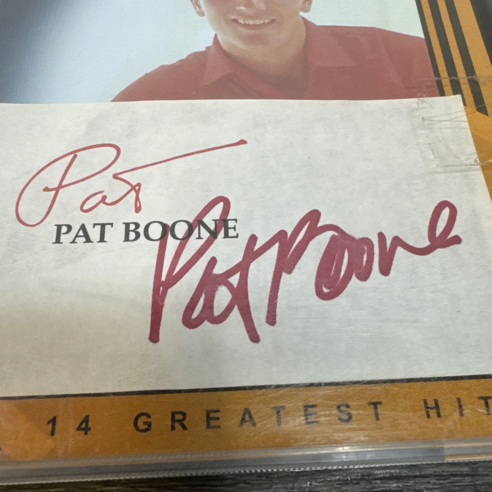 Pat Boone Signed Autographed CD Booklet The Gold Collection 14 Greatest Hits, изображение 2