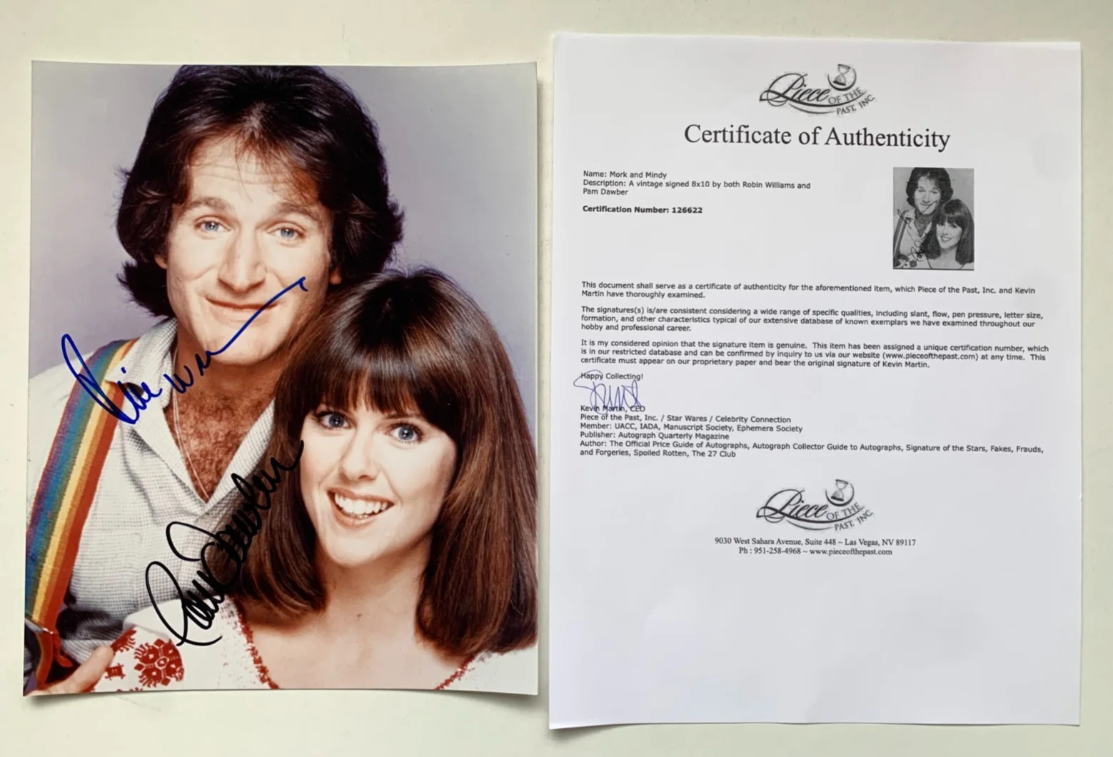 Robin Williams, Pam Dawber — ROBIN WILLIAMS & PAM DAWBER signed MORK & MINDY tv sitcom photo, COA, 8"x10", image 4