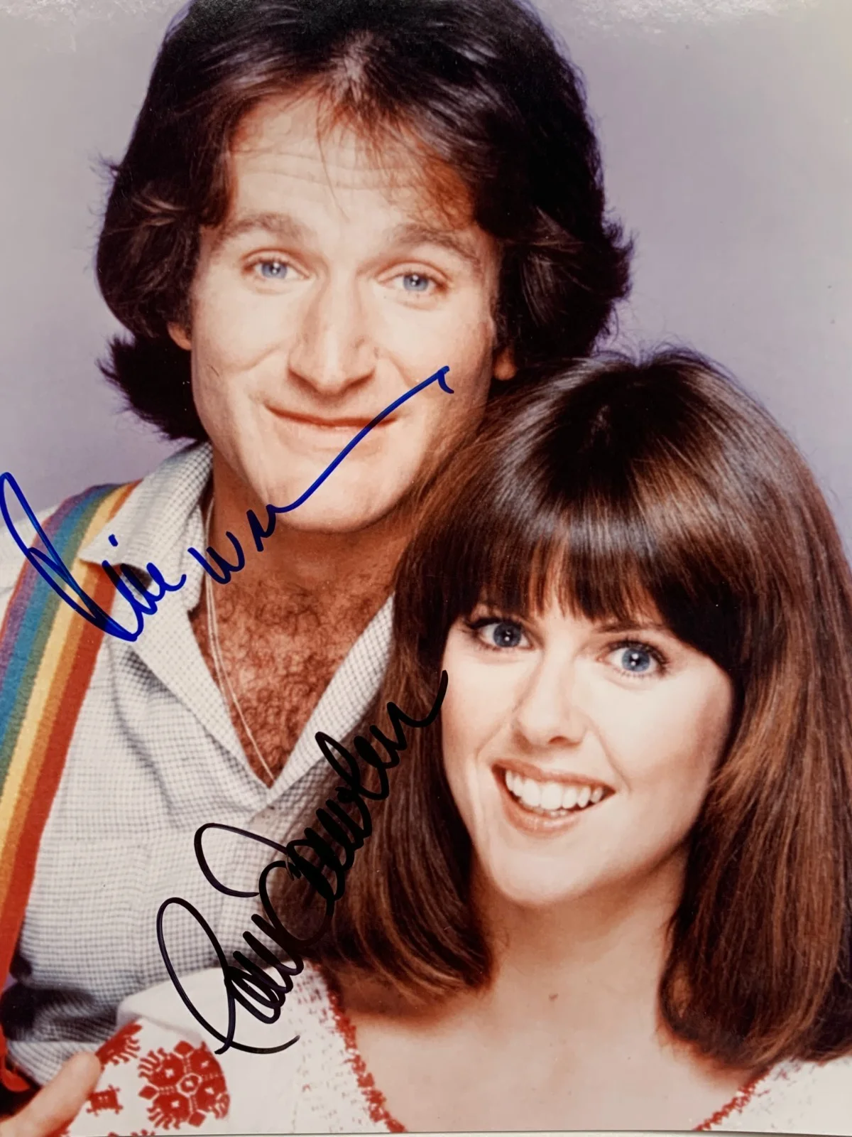 Robin Williams, Pam Dawber — ROBIN WILLIAMS & PAM DAWBER signed MORK & MINDY tv sitcom photo, COA, 8"x10", image 5