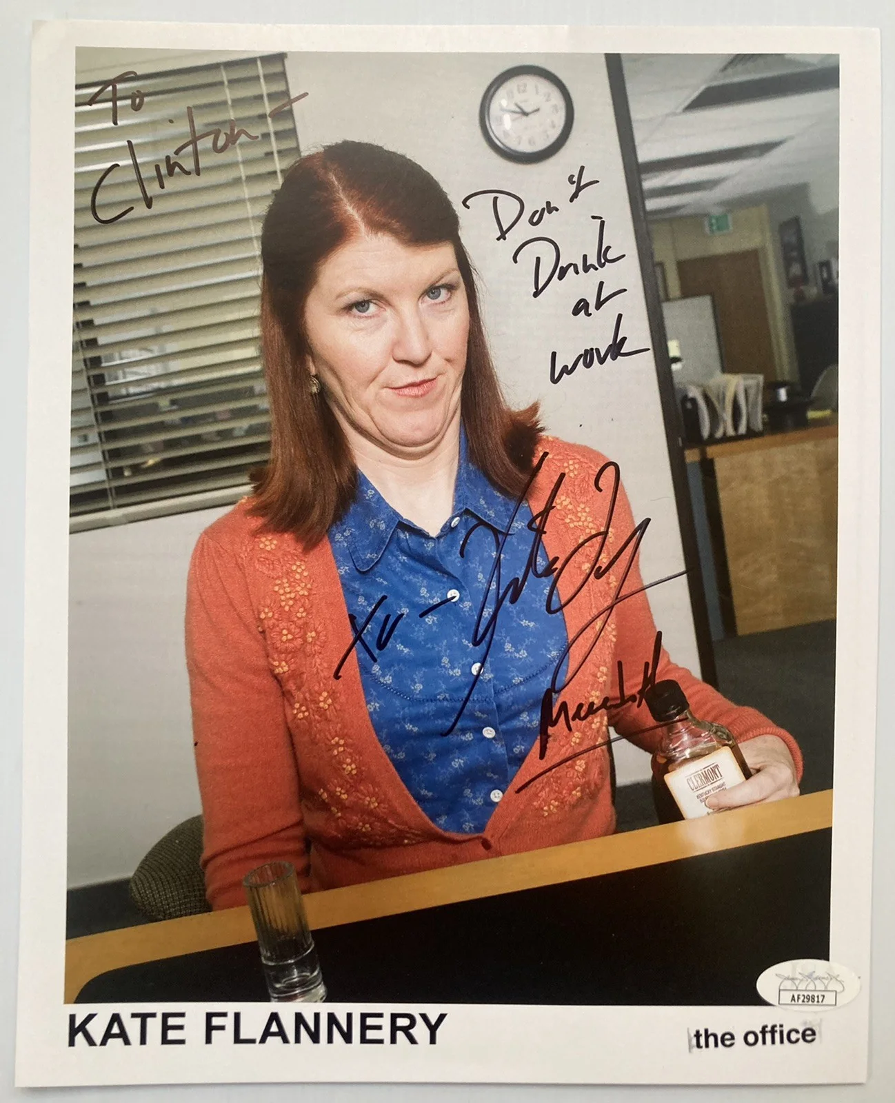 Kate Flannery — The Office Kate Flannery Signed Autograph 8x10 Photo - JSA Cert - FREE S&H!, image 2