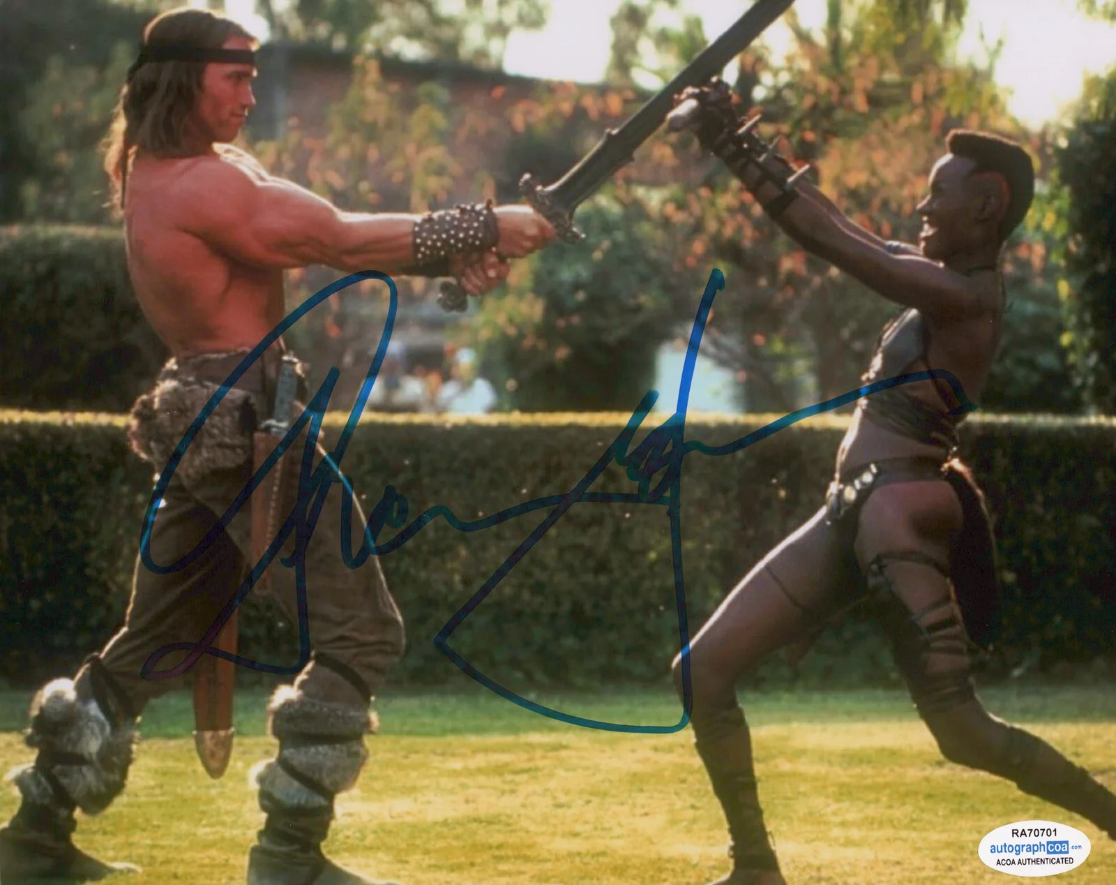 GRACE JONES — Grace Jones signed "CONAN THE DESTROYER" 8x10 Photo EXACT PROOF c ACOA COA, image 4