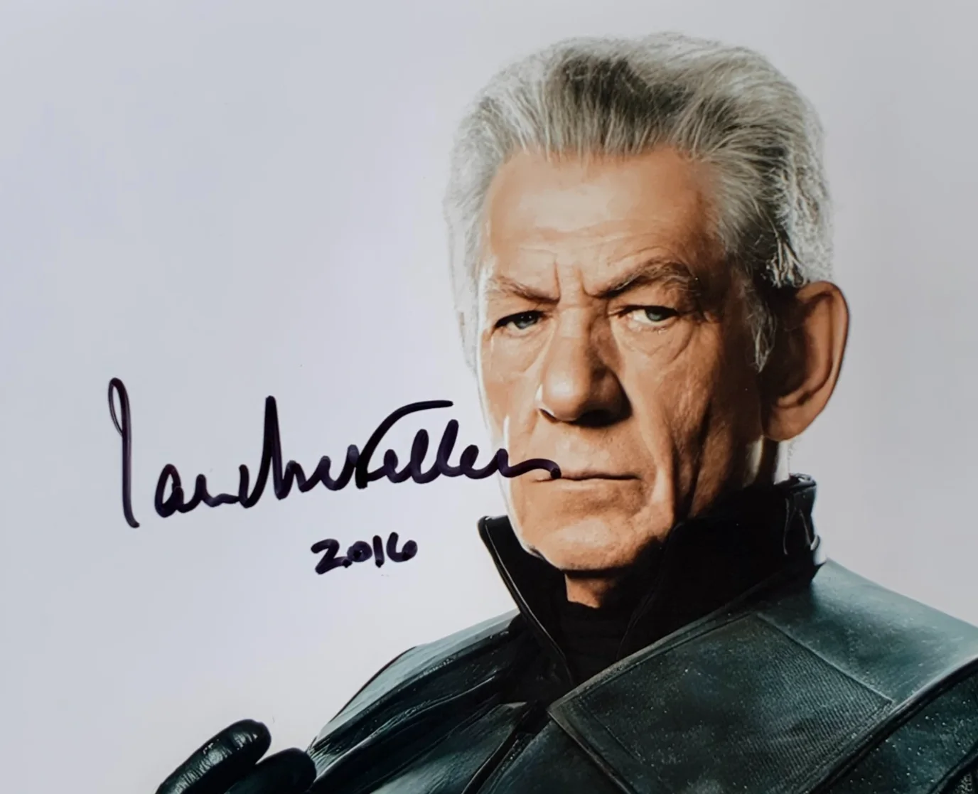 Ian McKellen — IAN MCKELLEN "Magneto" signed X-MEN movie photo with COA, 8"x10", изображение 5