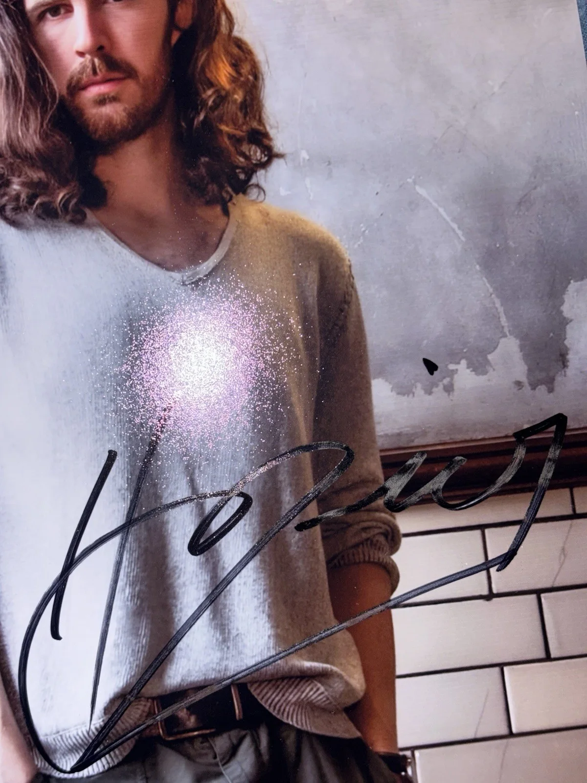 Hozier Signed 8x10 Photo – Authentic Autograph w/ Video Proof, image 2