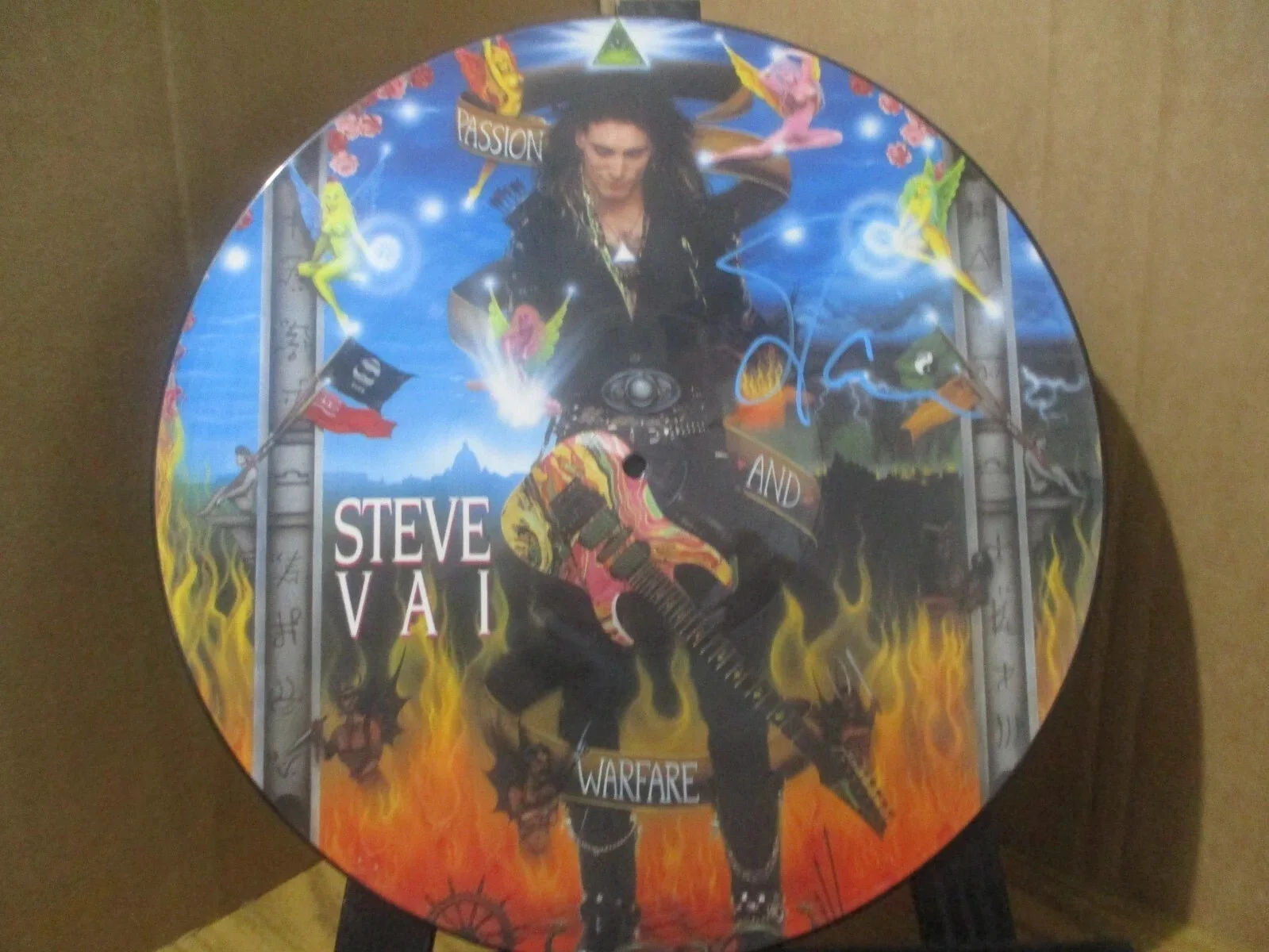 STEVE VAI JSA CERTIFIED AUTHENTIC AUTOGRAPHED/SIGNED UK IMPORT PICTURE DISC, image 2