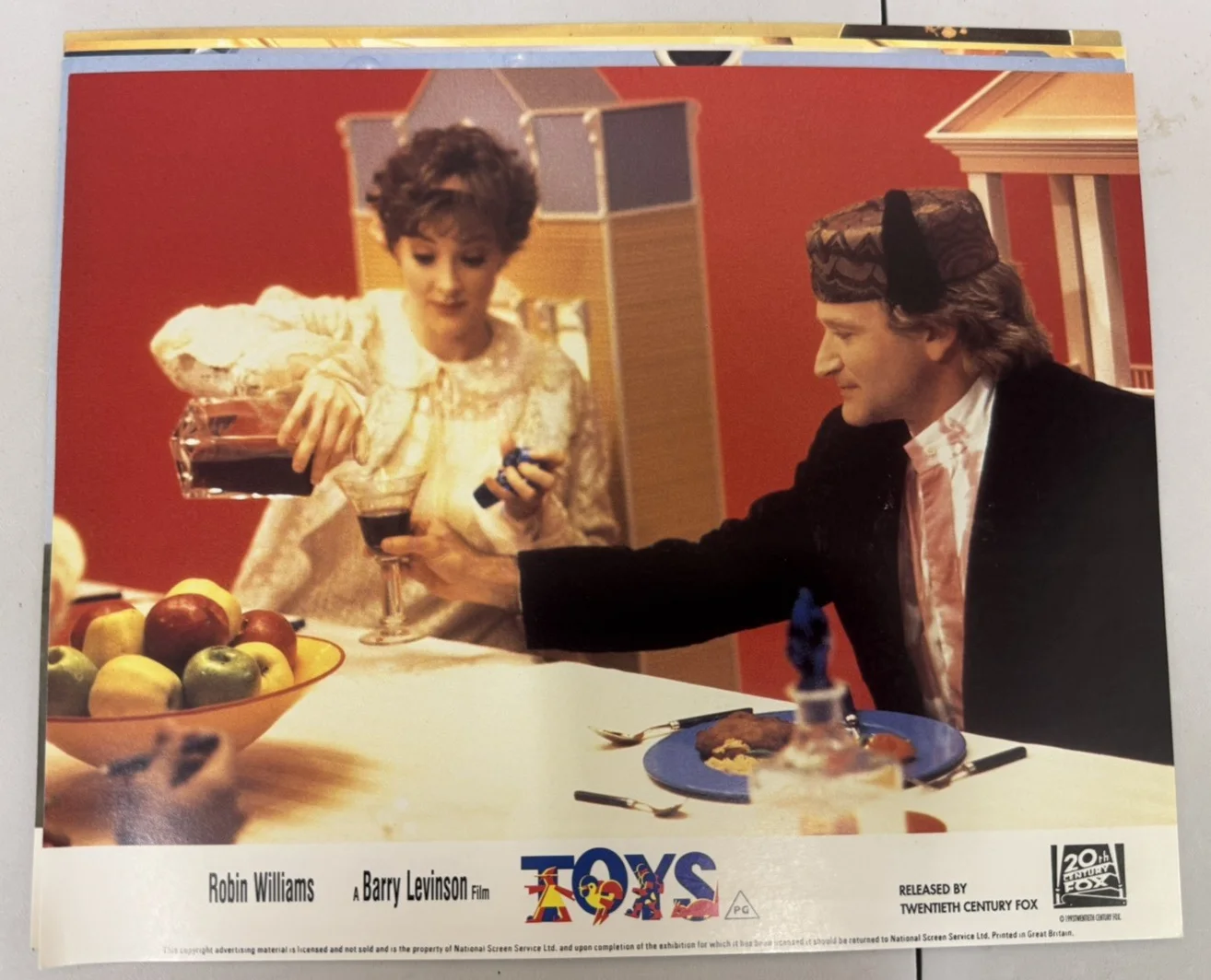 TOYS - ROBIN WILLIAMS 8 x ORIGINAL UK 8X10” LOBBY CARD SET 1993, image 5