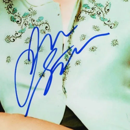 JULIA STILES as Kat Signed Auto "10 THINGS I HATE ABOUT YOU" 11x14 Photo PSA/DNA, image 2