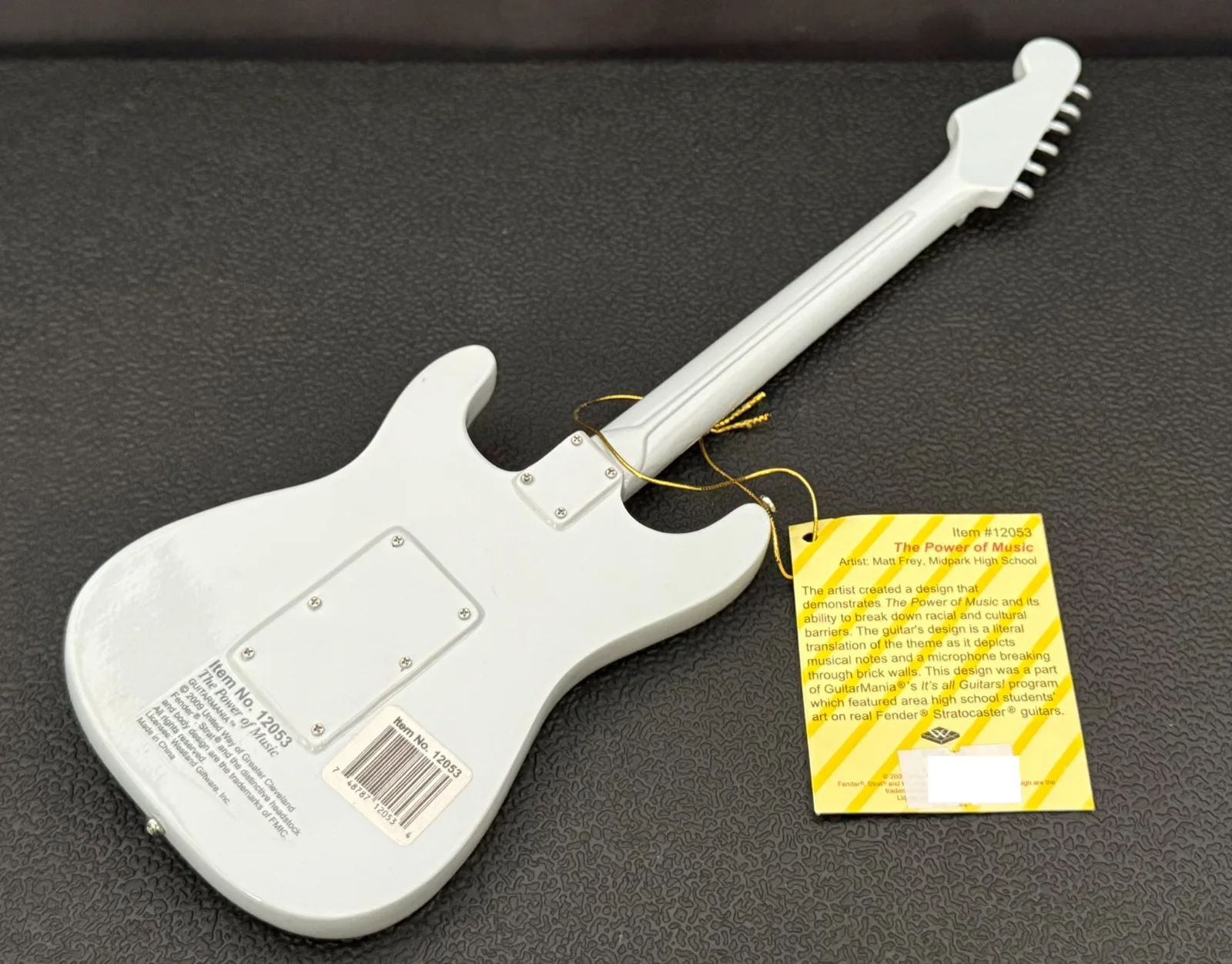 United Way Guitar Mania Fender Stratocaster Rock & Roll Hall of Fame Art Guitar, изображение 3