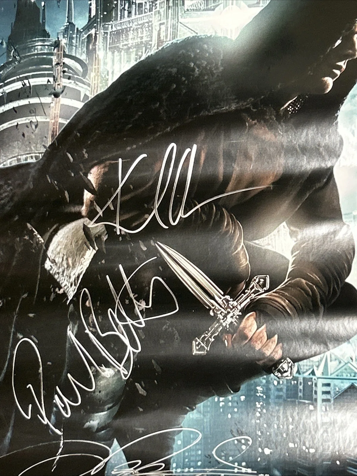Priest 3D Signed 40x27 Poster Paul Bettany Karl Urban Maggie Q Autograph- Damage, изображение 4