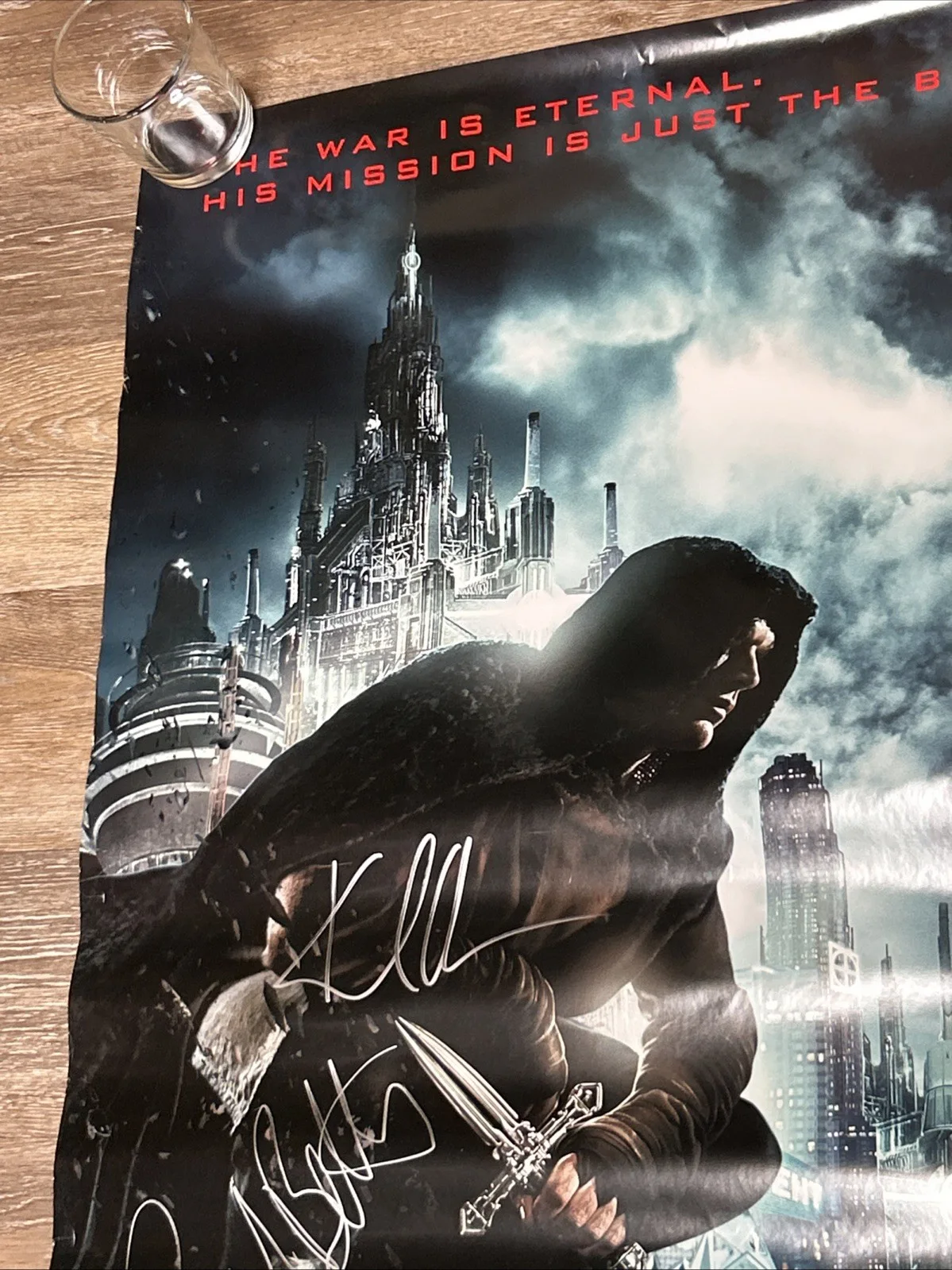 Priest 3D Signed 40x27 Poster Paul Bettany Karl Urban Maggie Q Autograph- Damage, изображение 5