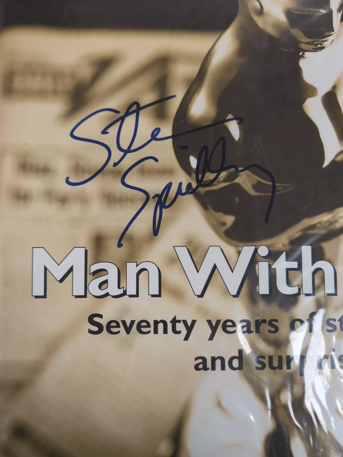 Steven Spielberg — STEVEN SPIELBERG Signed 1999 VARIETY Oscar Extra Mag 10-3/4 x 14 W/Photo Proof, изображение 2