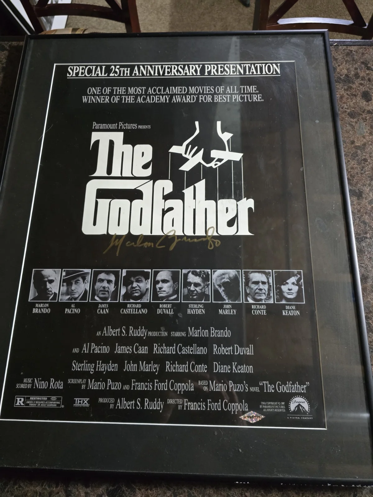 25th Anniversary Picture Signed by Marlon Brando. Picture Is Authenticated COA, изображение 2