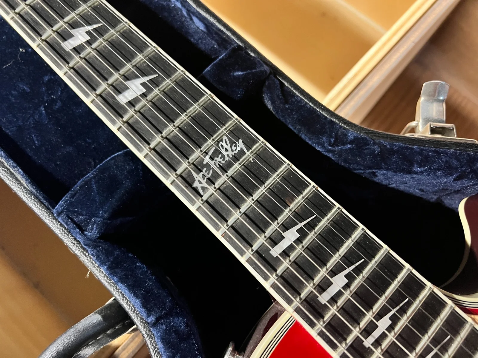 Ace Frehley Custom Gibson Les Paul SIGNED Autographed JSA, image 5