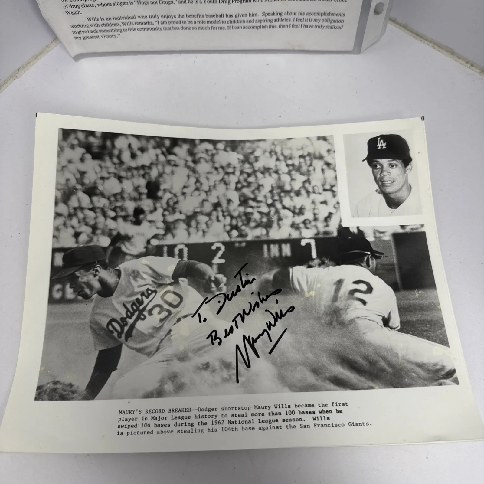 Maury Wills Signed Pictures, image 3