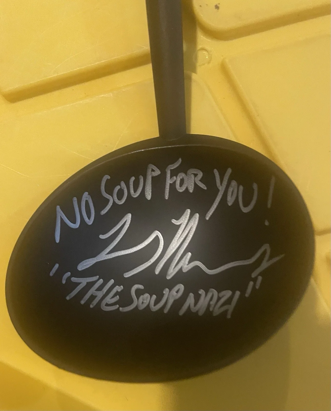 Larry Thomas — Seinfeld Soup Nazi Signed Soup Ladle Autograph No Soup For You Larry Thomas JSA, изображение 2