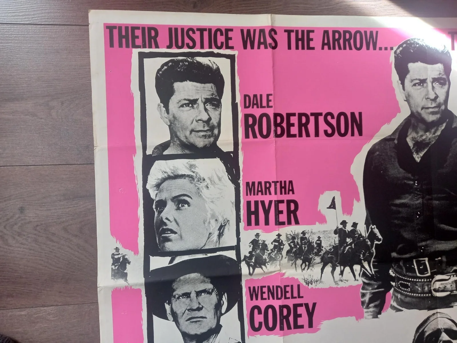 BLOOD ON THE ARROW 1964 BRITISH QUAD POSTER DALE ROBERTSON MARTHA HYER, изображение 3