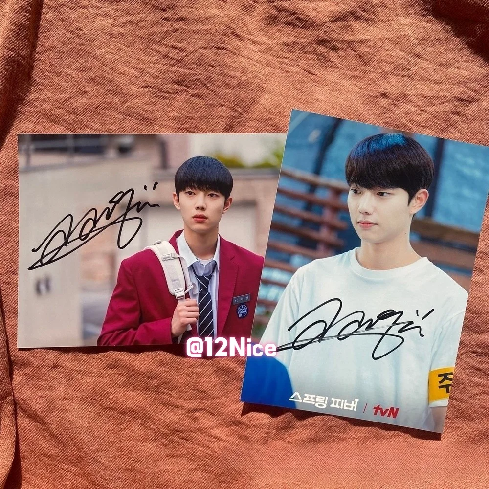 Spirit Fingers Cho Junyoung Autographed Signed Photo K-Drama 4*6 2026 #Nice, image 2