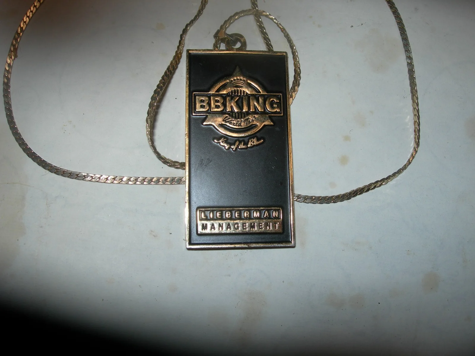 BB King World Tour Metal Necklace Given By BB 2004 2009, image 3