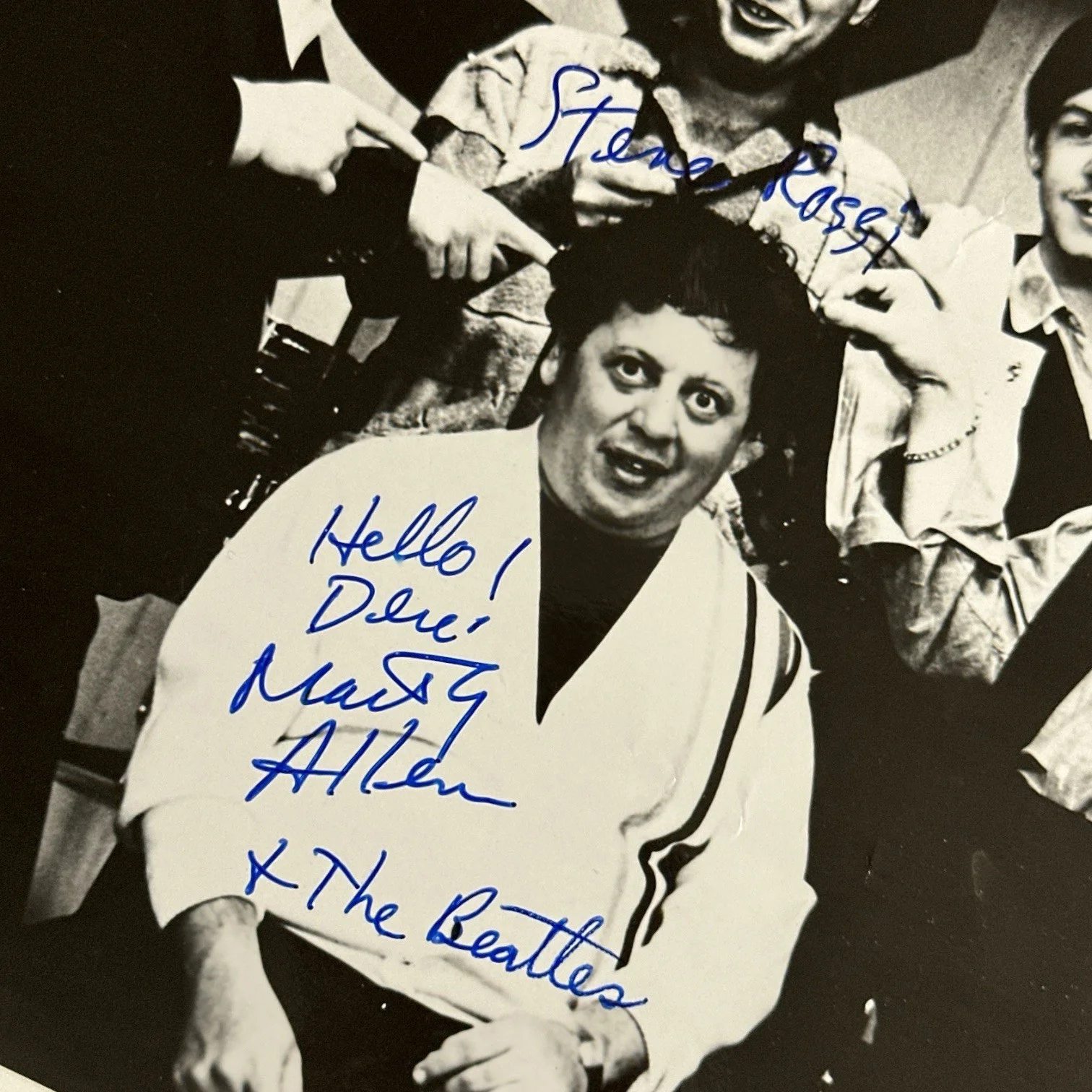 Marty Allen, Steve Rossi — Marty Allen & Steve Rossi Signed Autograph 8x10 Vintage Photo w/ The Beatles!, изображение 2