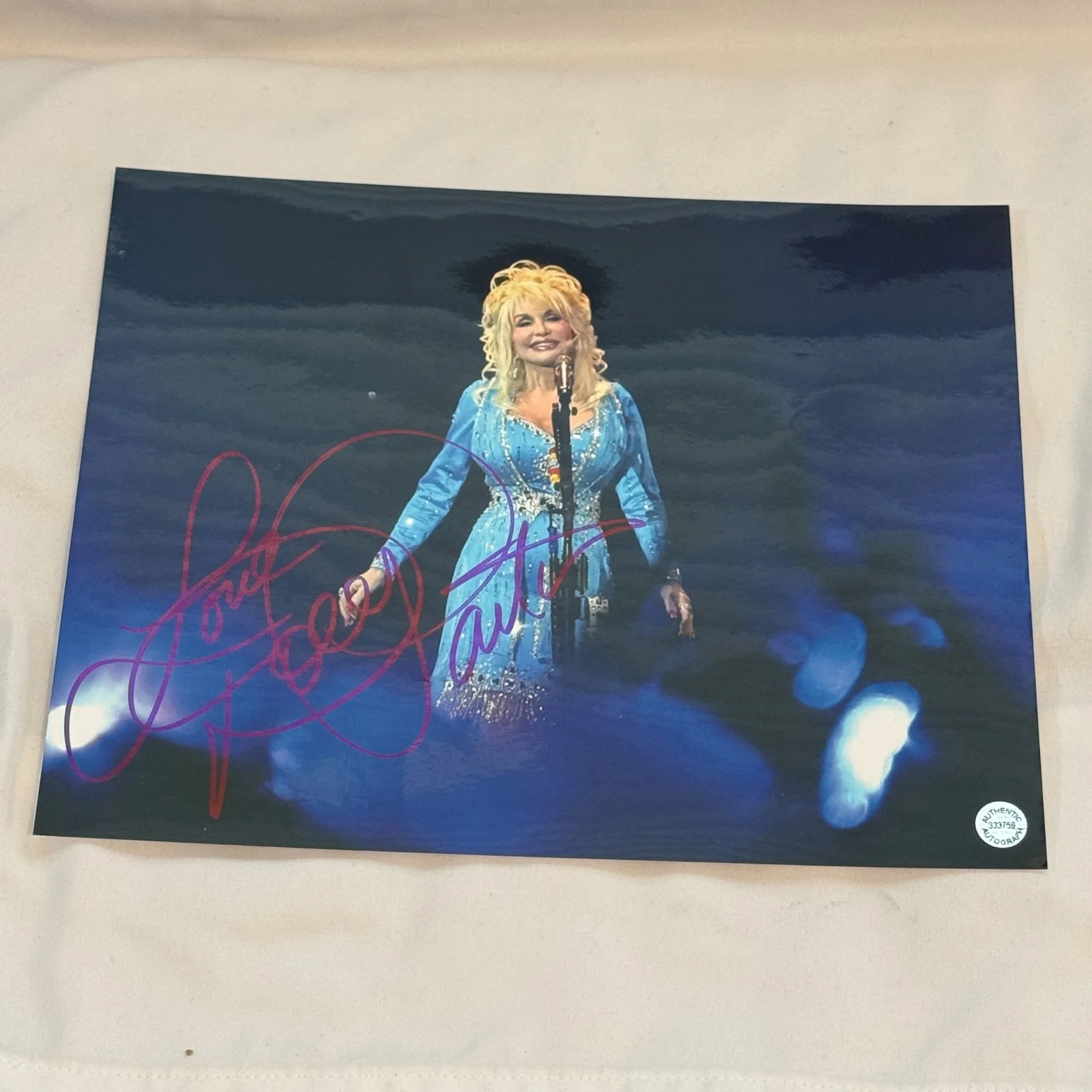 DOLLY PARTON SIGNED AUTOGRAPHED CONCERT SHOW COLOR PHOTOGRAPH AUTO PHOTO W/ COA, изображение 3