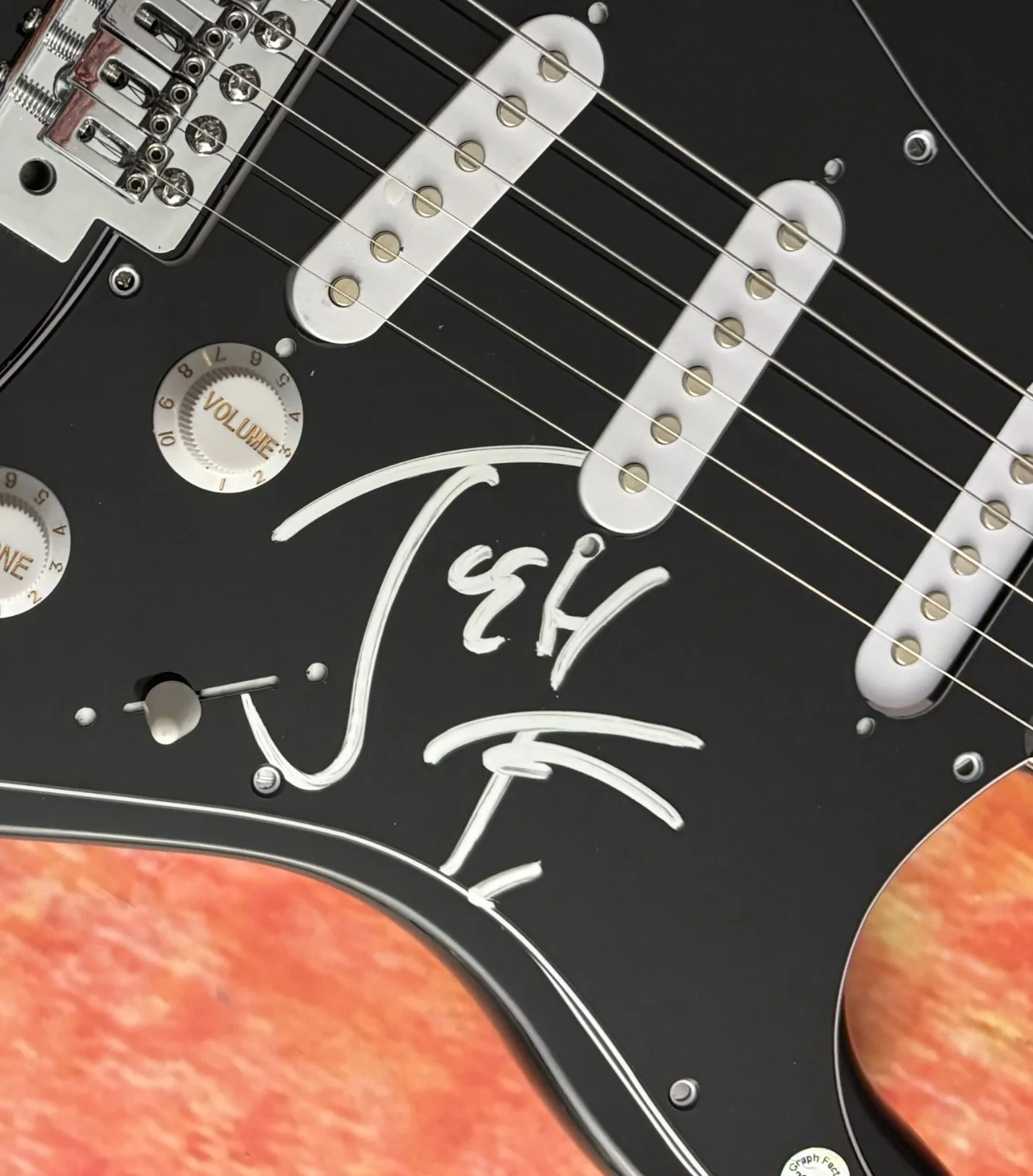 GFA Nine Inch Nails Drummer * JOSH FREESE * Signed Electric Guitar PROOF COA, изображение 5