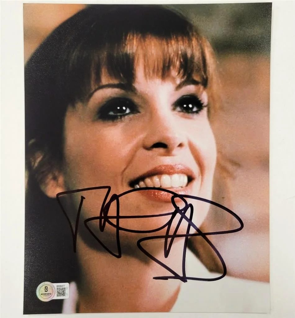 Talia Shire — Talia Shire signed 8x10 photo Rocky Godfather autograph ~ Beckett BAS