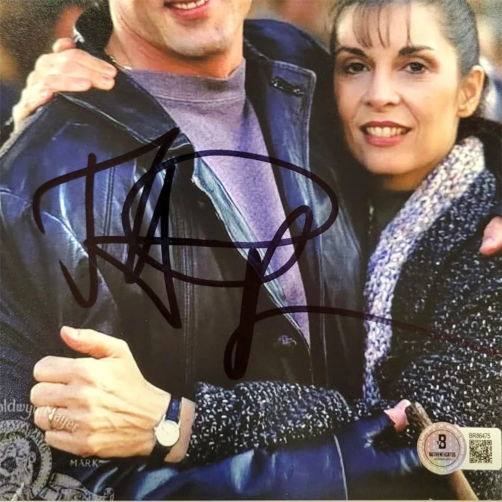 Talia Shire — Talia Shire signed Rocky 8x10 photo Adrian Balboa autograph ~ Beckett BAS, изображение 2